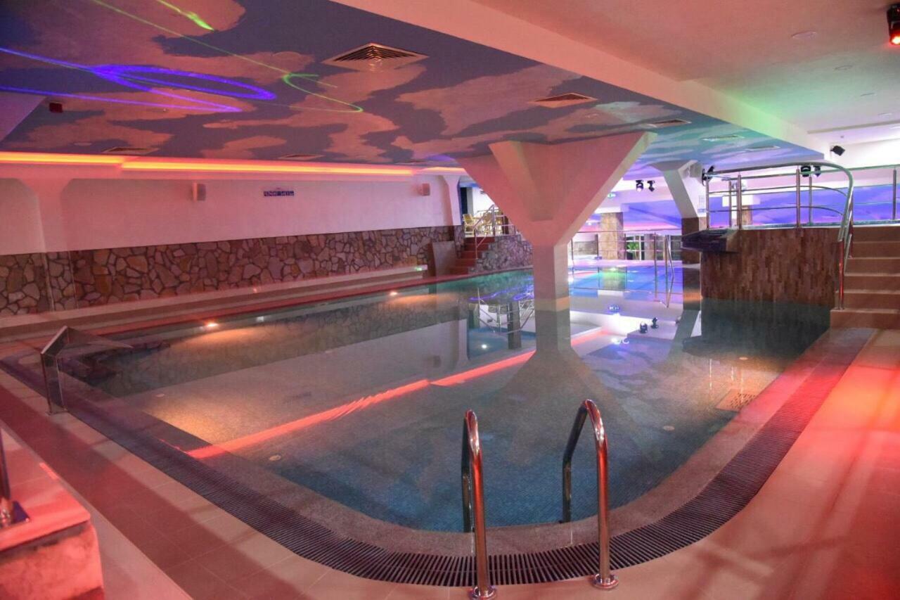 ホテル Odmaraliste Vidik Lazarevac エクステリア 写真